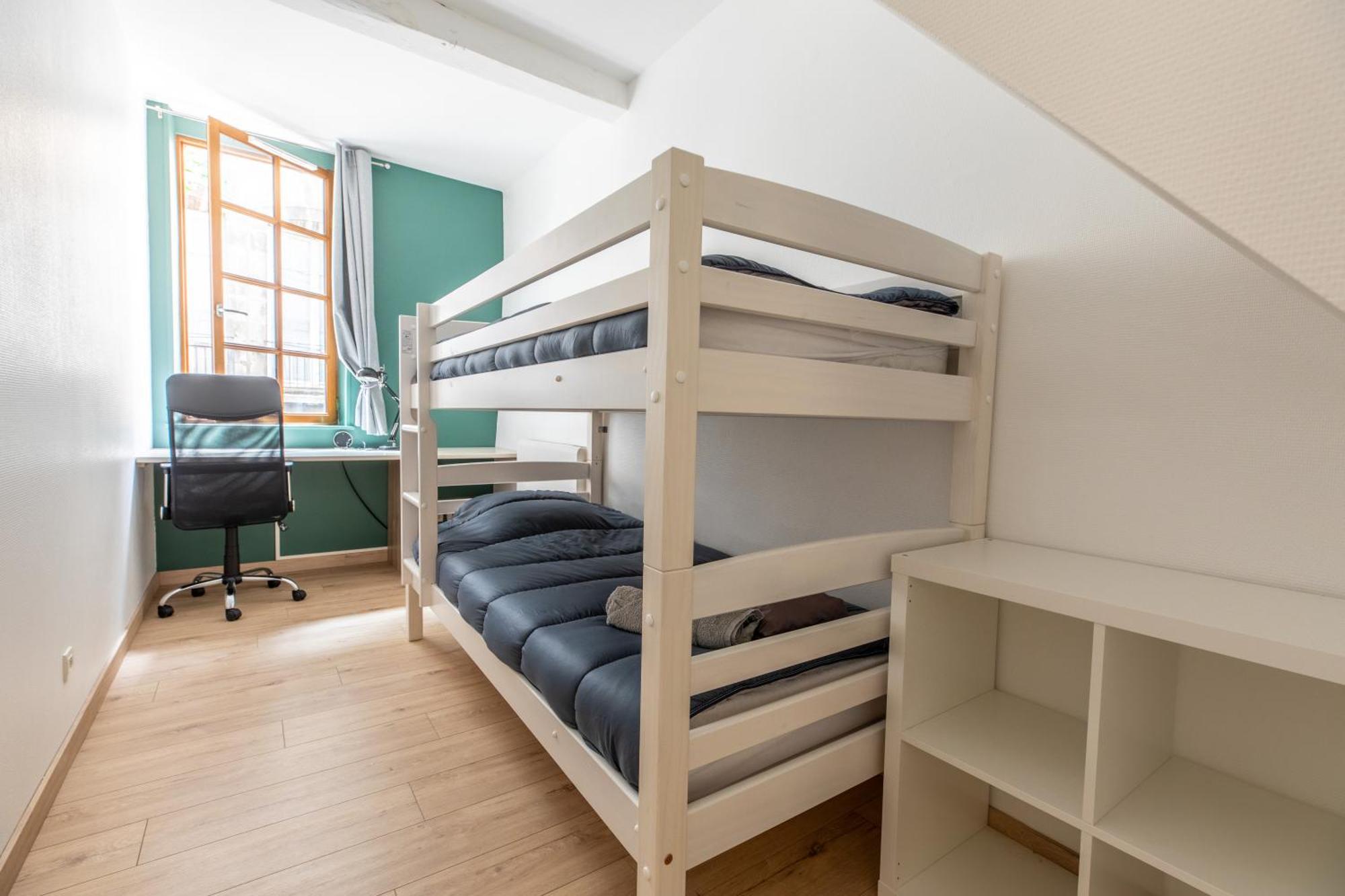 Le Petit Pirou # Cosy # Halte Auvergne Thiers Exterior photo